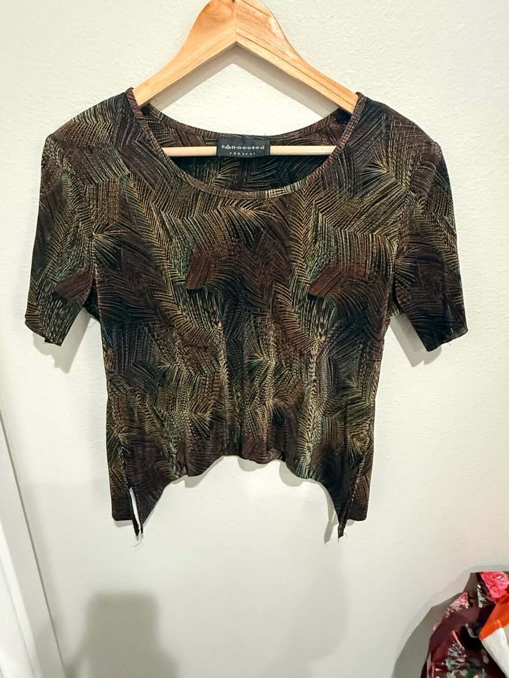 Connected Apparel Vintage  Multi-Color Abstract Print Short Sleeve Asymmetric